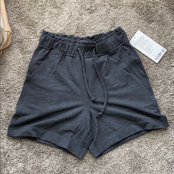 lululemon athletica Pants - SOLD. Lulu Hello Sunday Short sz 6